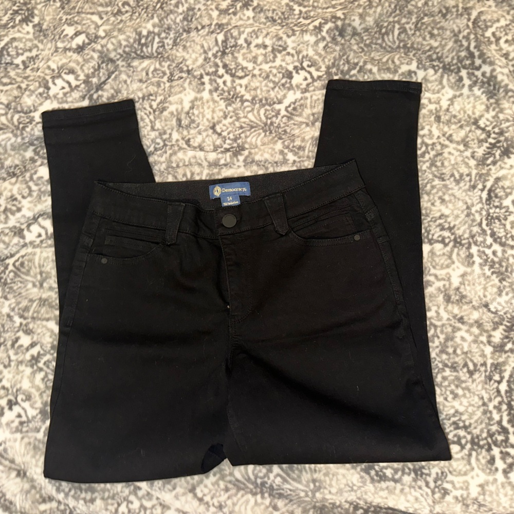 Democracy Classic Black Women's Jeans - Picture 3 of 3